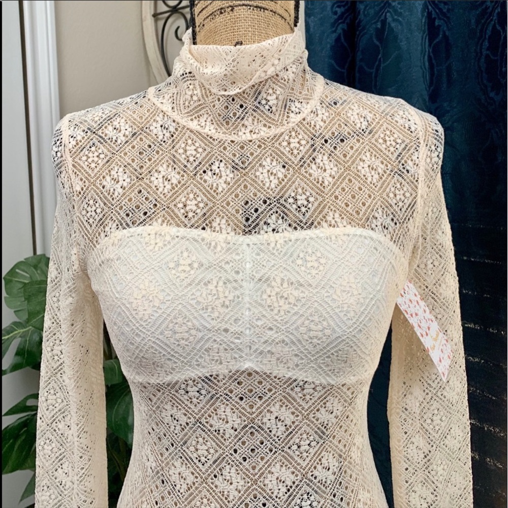New lace free people top - Picture 4 of 8